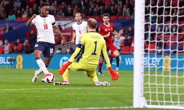 2026世界杯官方客户端-三狮被凶狠飞铲吓成三喵？英格兰出线怕要拖到末轮