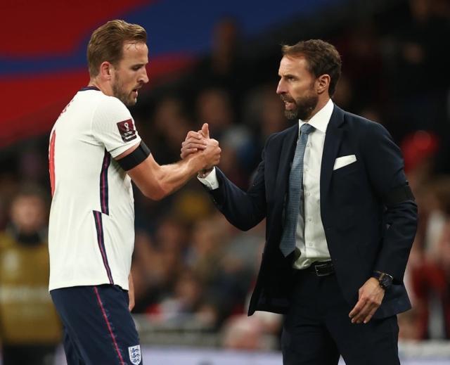 2026世界杯官方客户端-三狮被凶狠飞铲吓成三喵？英格兰出线怕要拖到末轮