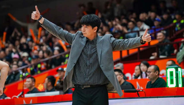 2026世界杯官网安装-CBA最新消息！琼斯加盟山东男篮，辽宁男篮寻找新外援