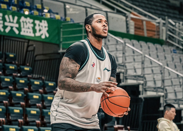 2026世界杯官网安装-CBA最新消息！琼斯加盟山东男篮，辽宁男篮寻找新外援