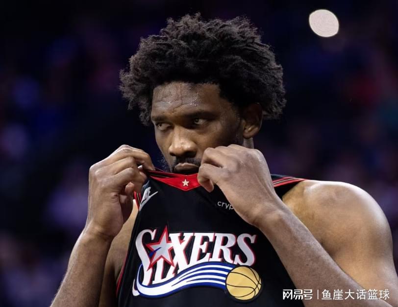 2026世界杯高清直播入口-尼克斯拒逆转！恩比德38+11不满吹罚，布伦森31+6犯错，裁判抢戏