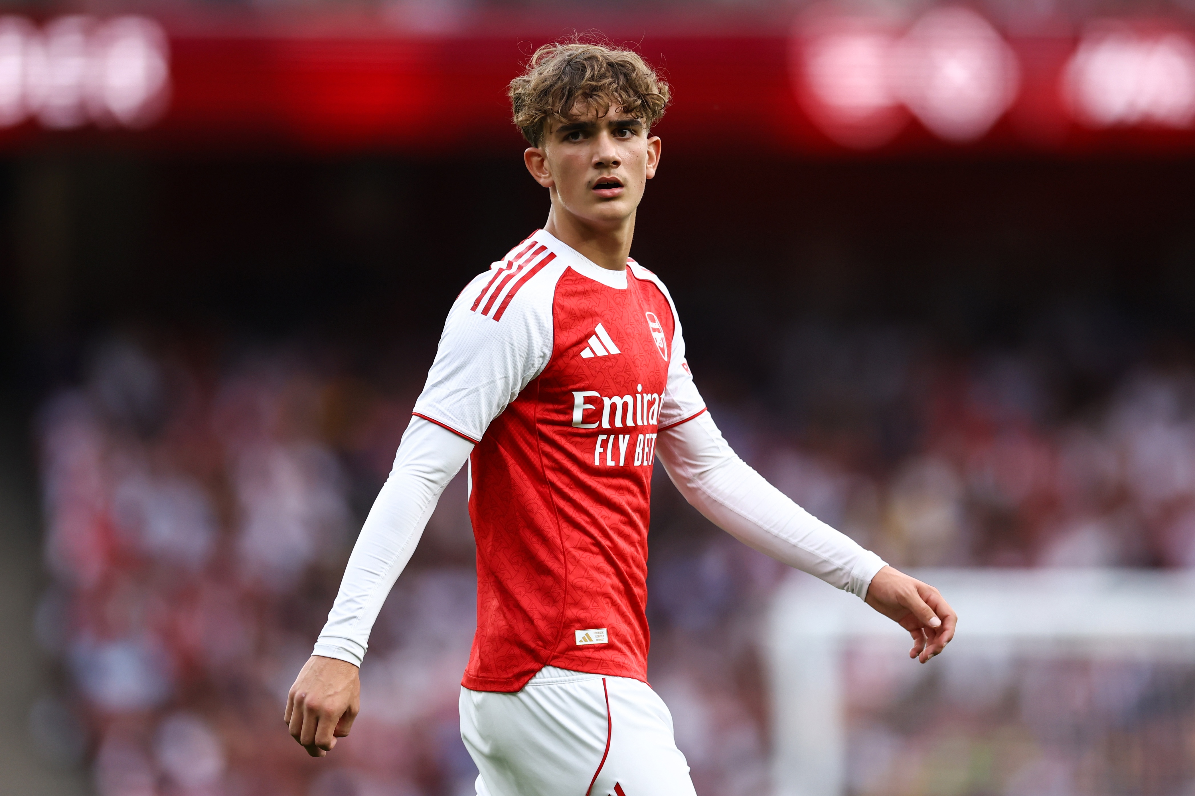 2026世界杯官网安装-鲁尼：道曼可能上着学就成英超冠军了，为了中考他可能会少上场