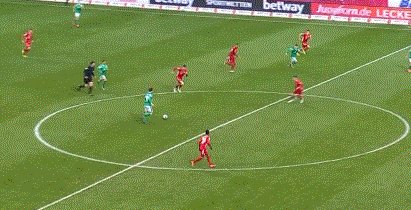 2026世界杯手机观看平台-【德甲】莱万三中框+破门 穆勒两助攻 拜仁3比1客胜